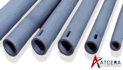 Quels sont les avantages et les applications uniques des tubes en carbure de silicium ?